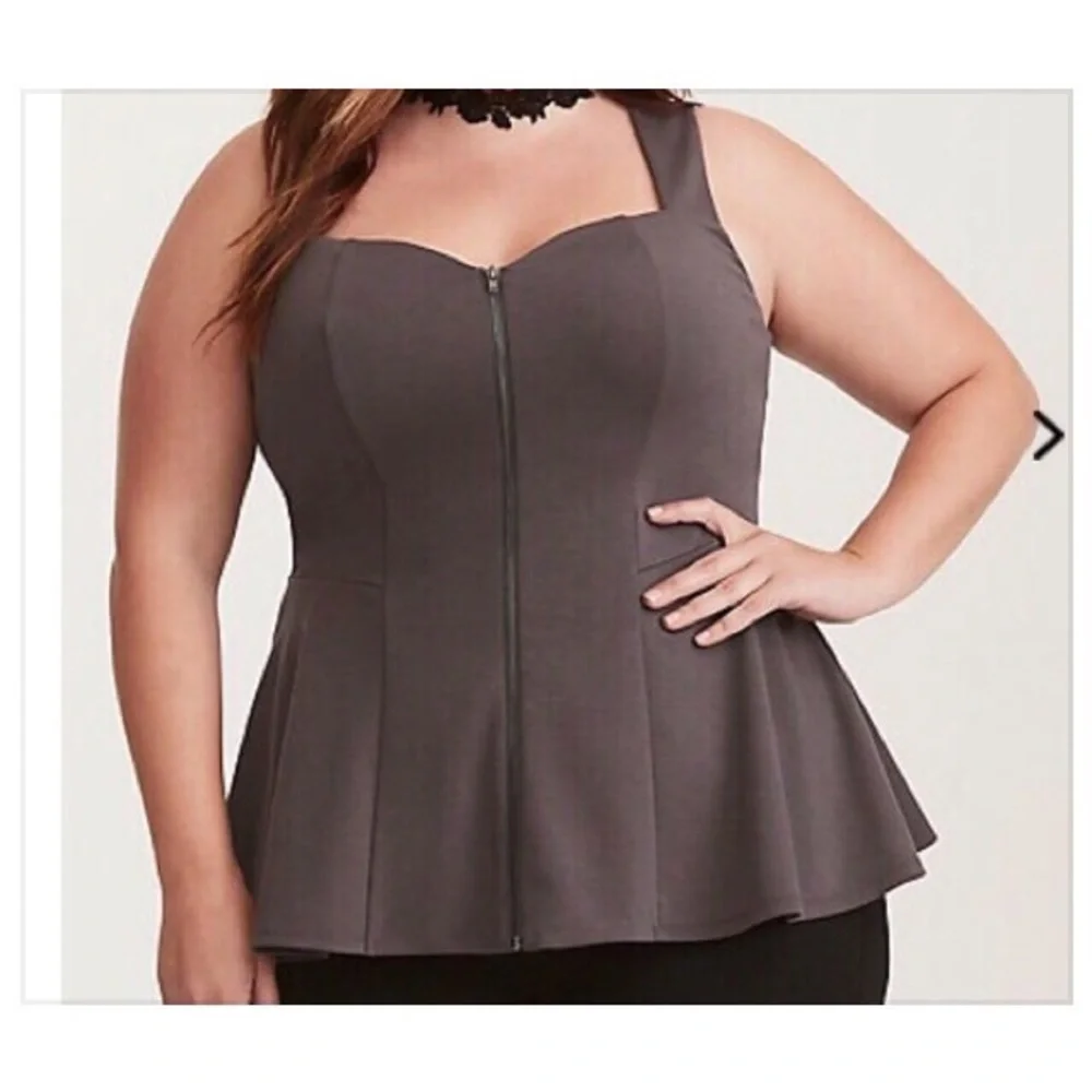 Torrid Lace Back Zip Front Peplum Top 1 - Picture 1 of 6
